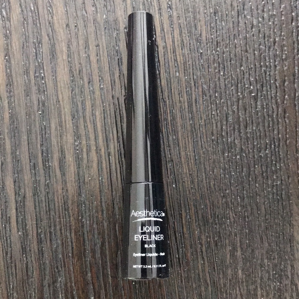 Aesthetica liquid eyeliner - Picture 7 of 7